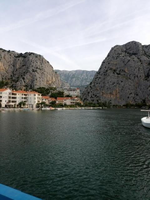 Panorama sea view Apartment A Omiš Exterior foto